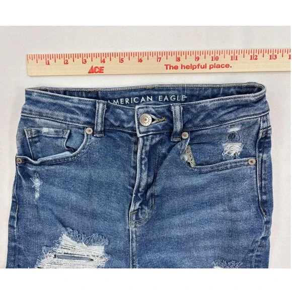AMERICAN EAGLE Womens Mom Jean Distressed Stretch High Rise Blue Denim Size 00 - Picture 8 of 10
